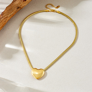 Heart Shape Stainless Steel Gold Plated Necklace Snake Chain Pendant Jewelry Gift Fashion Accessory - Product Image 2