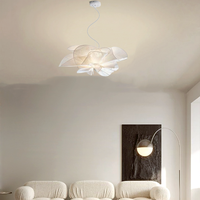Plafonnier LED en forme de pétale pour salon, chambre principale, design d'intérieur moderne