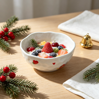 Bol en céramique ondulé de 5 pouces, motif dessin animé de Noël, peint à la main, cœur rouge, poivron, 370 ml, compatible lave-vaisselle, 0,35 kg, pour desserts