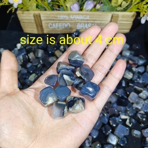 Cristaux <span class=keywords><strong>de</strong></span> méditation en pierres précieuses naturelles à <span class=keywords><strong>prix</strong></span> <span class=keywords><strong>de</strong></span> gros, Agate volcanique sculptée en cube carré pour cadeaux féminins - Product Image 5