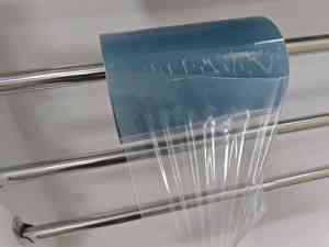 Rouleaux de film de plastification à froid brillant et mat, film de plastification à froid transparent blanc en <span class=keywords><strong>PVC</strong></span> pour la protection des surfaces photo - Product Image 1