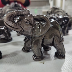 Elefante <span class=keywords><strong>de</strong></span> Obsidiana Plateada <span class=keywords><strong>Natural</strong></span> Tallado a Mano, Cristal, Tótem Animal, Feng Shui, para Decoración del Hogar, Venta al Por Mayor - Product Image 6