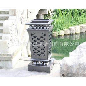 ถังขยะโลหะทรงสี่เหลี่ยมสำหรับกลางแจ้ง ขนาด 44x44x94 มม. ถังขยะตกแต่งสวน - Product Image 3