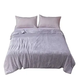 Light luxury silk comforter produced by factory and sale to different country