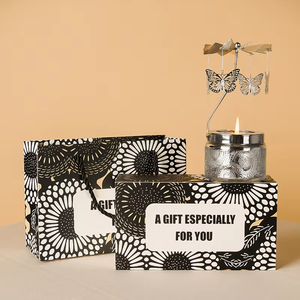 Juego de Regalo Romántico para Cumpleaños, Navidad y Acción de Gracias, Velas Aromáticas Hechas a Mano con Cera de Soya, Decoración de Hogar con Mariposa Giratoria de Lujo - Product Image 2