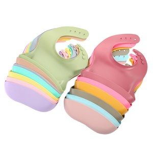 Bavoir en silicone personnalisé grande capacité sans BPA, bavoir bébé en silicone taille réglable, bavoir d'alimentation souple et imperméable pour bébé - Product Image 1