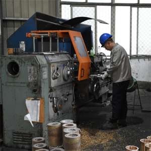 Бронзовая втулка с маслосмазывающей канавкой из прочного латунного сплава C86300 (медный сплав) - Product Image 4