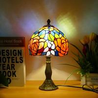 Lampe de table en verre teinté style baroque rétro avec motif de roses et de raisins, lampe de chevet LED pour la décoration de la chambre à coucher