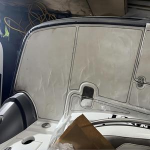 Tapis de sol moderne antidérapant en EVA résistant à l'usure avec film plastique transparent 2m de large 8m de long 14S d'épaisseur Matériel PP - Product Image 4