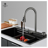 Évier de cuisine à cuve unique grande taille en acier inoxydable 304 fait main avec robinet cascade à affichage numérique LED et quatre trous pour montage sur comptoir