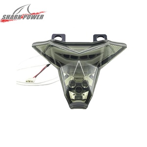 Venta caliente motocicleta reparación LED luz de freno luz de <span class=keywords><strong>la</strong></span> lámpara de cola para KAWASAKI <span class=keywords><strong>Z1000</strong></span> (14-16) - Product Image 1