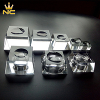 Support de sphère en cristal transparent poli fait main en gros, socle carré pour boule de cristal, idéal pour les cadeaux d'affaires