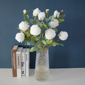 Rosa rossa fiore per la tavola <span class=keywords><strong>da</strong></span> <span class=keywords><strong>giardino</strong></span> decorazione gambo lungo <span class=keywords><strong>Rose</strong></span> artificiali di seta con gambo singolo 4 <span class=keywords><strong>Rose</strong></span> <span class=keywords><strong>da</strong></span> <span class=keywords><strong>giardino</strong></span> - Product Image 5