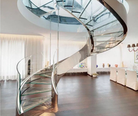 Escalier Courbé Moderne de Haute Qualité Fabriqué sur Mesure par PRIMA Factory, Fonctionnel pour Résidence