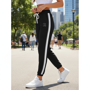 Pantalones Deportivos Jogger Negros Transpirables para Mujer con Cordón Lateral, Rayas y Aplicaciones, Estilo Cargo Informal con Técnica Arrugada para Uso Diario LJ - Product Image 3