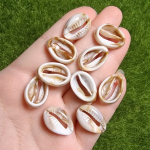 Venta al por mayor de cuentas de acrílico de 18 mm con forma de concha marina para pulseras, joyería bohemia, manualidades, decoración de fundas de teléfono, dijes de verano - Product Image 4