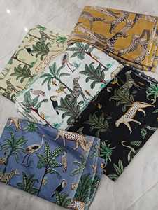 Tissu en coton imprimé magnifique pour les robes Kurtis et les travaux manuels DIY Tissu léger et doux pour un usage quotidien et les vêtements de créateurs - Product Image 6