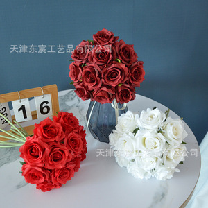 Bouquet de roses artificielles européennes 28 cm, fleurs en soie, accessoires de photographie de mariage en extérieur, décoration intérieure - Product Image 3