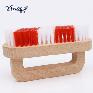 Brosse à chaussures en bois massif Yinste avec poils en PP rouge et blanc pour l'élimination des taches - Product Image 4