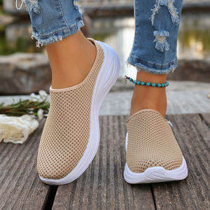 Esenciales para Viajar, Nuevas Pantuflas de Mujer con Parte Superior de Malla Transpirable, Suela Gruesa, Estilo Minimalista Ligero, Temporada de Primavera, PVC - Product Image 3
