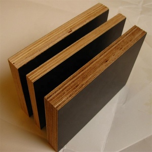 Pannello in compensato con rivestimento in melamina 1220*2440 1250*2500, impiallacciato in legno duro di pioppo per casseforme in calcestruzzo per edilizia 12MM 15MM 18MM E0 - Product Image 1