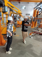 Équipement de levage industriel chinois, grue manipulateur, élévateur à rouleaux, manipulateur à équilibrage pneumatique pour fûts