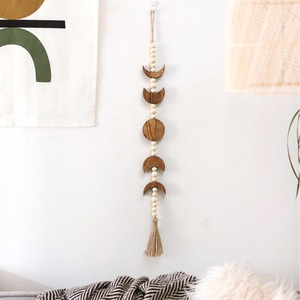 Petit pendentif Eclipse Solaire, tissé à la main, à franges, pour décoration murale de salon, maison ou gîte - Product Image 1