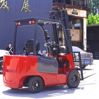 Kompakter 3-Rad-Elektrostapler SF-25 2,5 Tonnen Schmalgangstapler Lithium/Blei-Säure-Batterie 2-Stufen-Mast 3000mm Hubhöhe