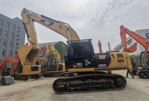 Excavatrice d'occasion Caterpillar 325CL à faible nombre d'heures de travail, modèle numérique, Cat 325CL à vendre - Product Image 5