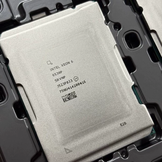 Xeon 6530P Server CPU 32 Core 64 Thread 2.3GHz Base 4.1GHz Turbo 144MB L3 Cache FCLGA4710 225W Granite Rapids Processor