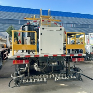Camion pulvérisateur intelligent de bitume Dongfeng 6CBM, pulvérisateur d'asphalte chaud avec pompe et moteur - Product Image 6
