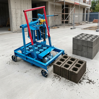 Machine de fabrication de blocs de béton mobiles de petite taille pour la production de pavés autobloquants et de briques creuses – Vente en gros