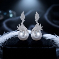 Nouvelles Boucles d'Oreilles Pendante en Argent Plaqué avec Micro-Pavé de Zircons Cubiques, Symétriques et Magnifiques, pour Femmes, Ornées de Perles