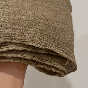 شيلة صيفية فاخرة خفيفة الوزن من الرايون والفيسكوز والمودال والقطن بنسيج التويل والكريب، وشاح حجاب وباندانا بتصميم إثني منسوج - Product Image 6