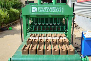 Macchina automatica idraulica per stampaggio a blocchi di terra compressa in argilla rossa DF7-10 tanzania ad incastro macchina per mattoni prezzo - Product Image 6