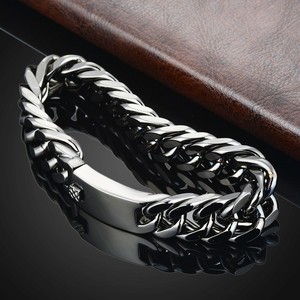 Pulsera Clásica de Eslabones Cubanos Anchos, de Aleación Resistente, Hipoalergénica, Ideal para Regalo, Viajes, Uso Diario, Combinable, Simple y Elegante - Product Image 2