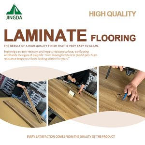 Suelo Laminado Impermeable Blanco Escandinavo de 8 mm, Fácil Instalación con Sistema de Clic - Product Image 6