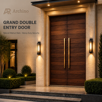 Porte d'entrée double à grain de bois avec poignée dorée, style moderne, pour villa, appartement, maison, hôtel
