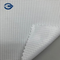 Tissus pour vêtements et accessoires 100% polyester brillant gaufré nid d'abeille 120GSM 180CM Tissu tricoté