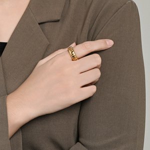 yunnique retro wave textured INS style curved ring, high-quality, fashionable wide design, niche design, light luxu - Product Image 2