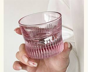 Tasse de bar créative en verre de whisky en cristal rose, gobelet à boisson forte en forme de taille, utilisation exclusive pour la maison et le <span class=keywords><strong>pub</strong></span> - Product Image 5