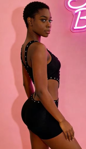 Conjunto de Mujer, Top Corto Elástico y Sexy sin Mangas con Tirantes, Shorts Irregulares por Encima de la Rodilla, Ropa Casual para Vacaciones - Product Image 4