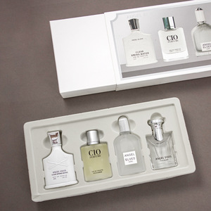 <span class=keywords><strong>Set</strong></span> Regalo di <span class=keywords><strong>Profumi</strong></span> da <span class=keywords><strong>Uomo</strong></span> Fragranza Drago Antico con Note di Patchouli e Tuberosa, <span class=keywords><strong>Set</strong></span> da Quattro Pezzi Formato Standard per Esportazione - Product Image 1