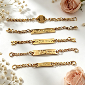 Etiqueta de Metal Redonda Personalizada de Alto Brillo con Cadena de Conexión, Etiqueta de Cadena de Aleación de Zinc en Níquel Negro y Dorado para Ropa - Product Image 6