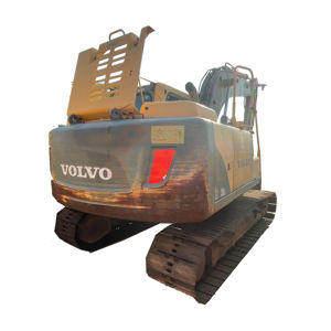 Escavatore Volvo EC200BLC Usato e Resistente, Peso Operativo 20 Tonnellate, per Costruzione Strade Rurali - Product Image 2