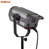 Kdbao 300W Lumière Vidéo LED Dimmable en Continu 2800-6800K Lampe de Photographie Lumière du Jour pour YouTube Live, Éclairage d'Appoint pour Studio Photo en Aluminium