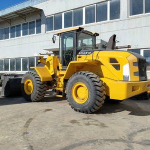 รถตักล้อยาง Volvo L105 ปี 2023 มือสอง ของแท้จากสวีเดน 17 ตัน เชื่อถือได้ ประหยัดน้ำมัน ประสิทธิภาพไฮดรอลิกเสถียร มีสินค้าในสต็อก - Product Image 1