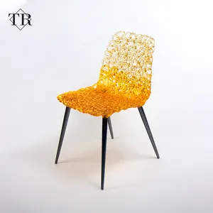 Turri 그라디언트 컬러 광섬유 인체 공학적 아크릴 폴리 카보네이트 에폭시 수지 다이닝 독특한 의자 우아함 크리스탈 의자