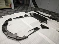 Kit carrosserie en fibre de carbone sèche style AM-ANS pour McLaren Artura : Lame avant, jupes latérales, diffuseur arrière, aileron GT