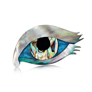 Broche de ojo con incrustaciones de concha iridiscente y detalle de pestañas para chaquetas y solapas de mujer, 32 mm, 6 colores - Product Image 1